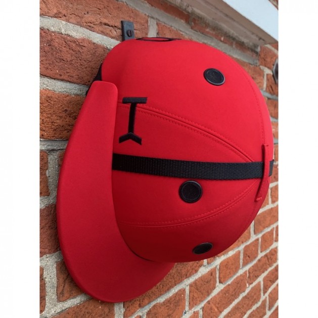 Casco Rojo de Polo 