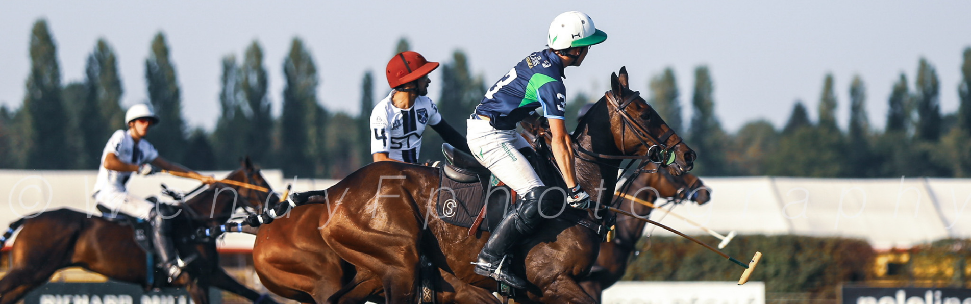 https://www.kronopolo.es/image/cache/catalog/blog/banner%202/is-polo-a-difficult-sport-1903x596.png