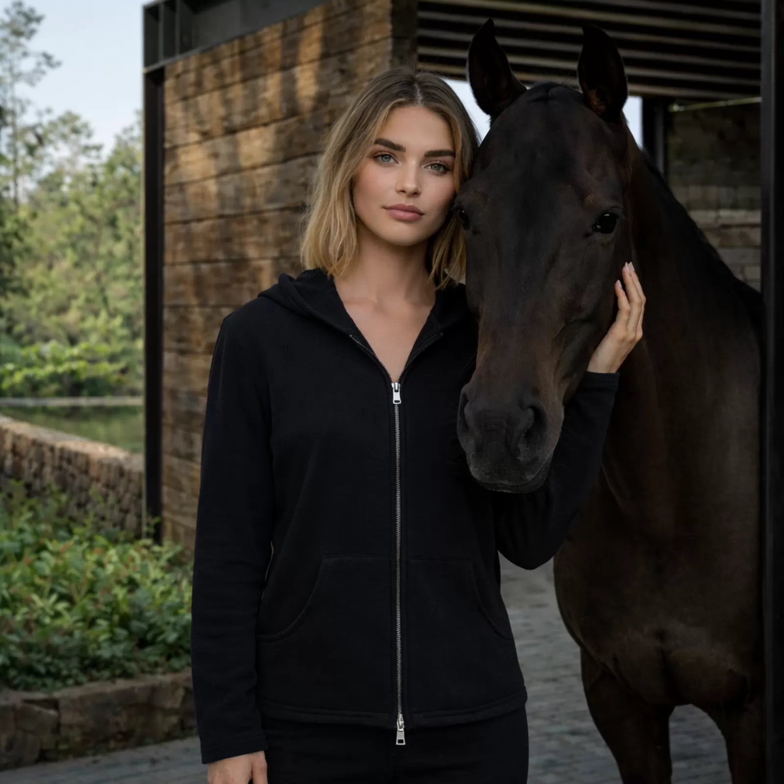 Sudadera con Cremallera de Cachemir Negra Sudadera con Cremallera de Cachemir Negra